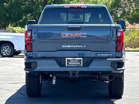 New 2026 GMC Sierra 2500 Denali w/ Denali Reserve Package AWD/4WD image 6