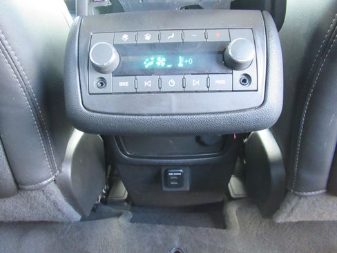 Used 2015 Buick Enclave Premium w/ Experience Buick Package AWD/4WD image 34