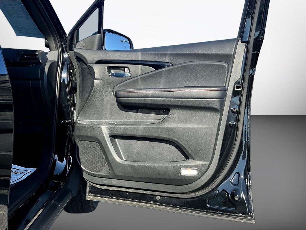 Certified 2024 Honda Ridgeline Black Edition image 29