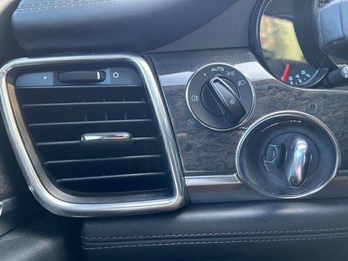 Used 2012 Porsche Panamera Turbo S image 94