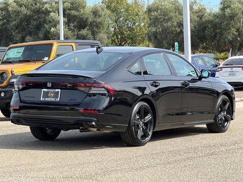 Used 2026 Honda Accord Sport image 4