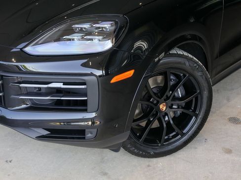 New 2026 Porsche Cayenne AWD/4WD image 13