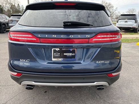 Used 2017 Lincoln MKC Select w/ Lincoln MKC Climate Package image 5
