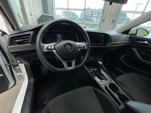 Used 2019 Volkswagen Jetta S FWD image 12