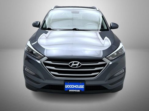 Used 2017 Hyundai Tucson SE w/ SE Popular Package 02 AWD/4WD image 2