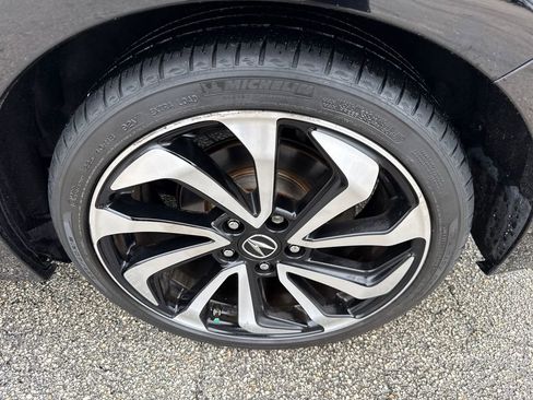 Used 2018 Acura ILX w/ Special Edition Package image 12