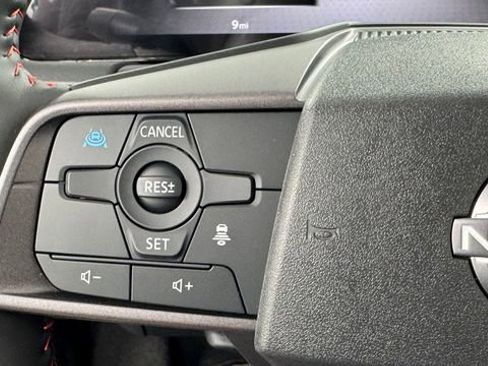 New 2026 Nissan Sentra SR FWD image 19
