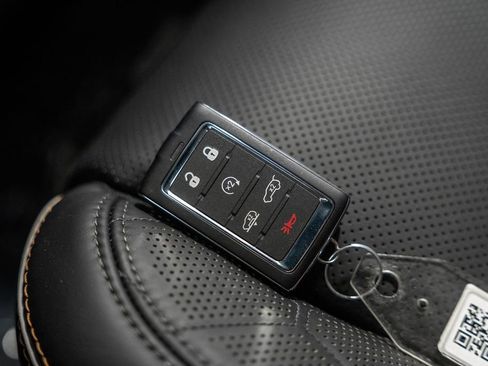 New 2024 Jeep Grand Wagoneer Series III w/ HD Trailer Tow Package image 52