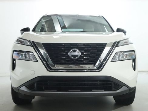 Used 2023 Nissan Rogue SL AWD/4WD image 6