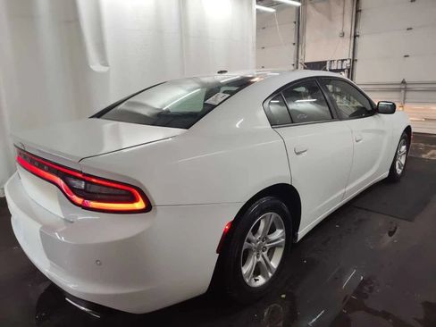 Used 2021 Dodge Charger SXT w/ Leather Interior Group RWD image 3