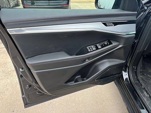 Used 2024 Jeep Wagoneer Launch Edition image 14