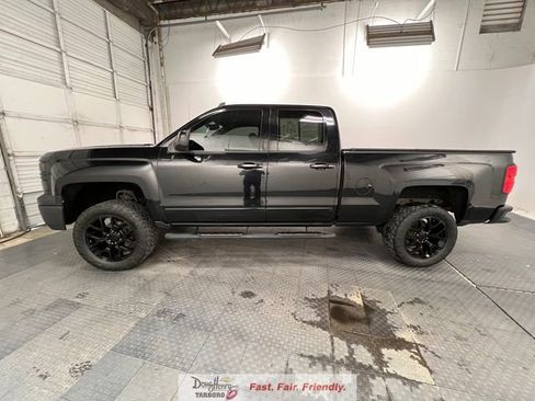 Used 2015 Chevrolet Silverado 1500 LT w/ LT Convenience Package image 5