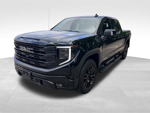 Used 2024 GMC Sierra 1500 Elevation w/ Elevation Premium Package AWD/4WD image 9