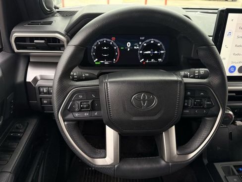 Used 2025 Toyota 4Runner TRD Off-Road Premium w/ Tow Technology Package AWD/4WD image 14