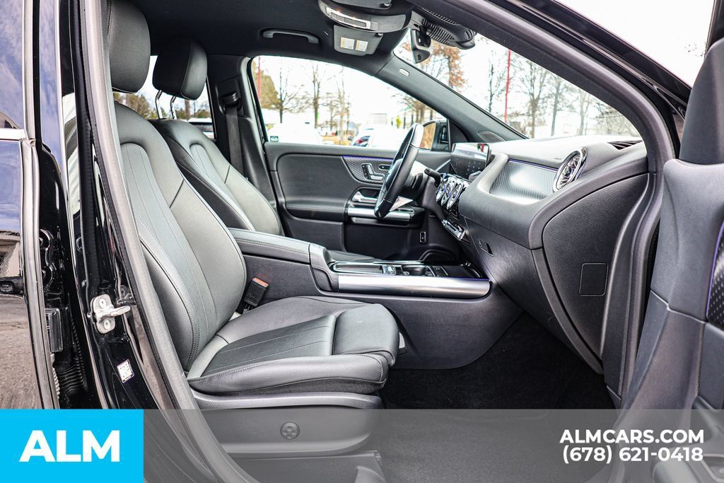 Used 2025 Mercedes-Benz GLA 250 4MATIC image 21