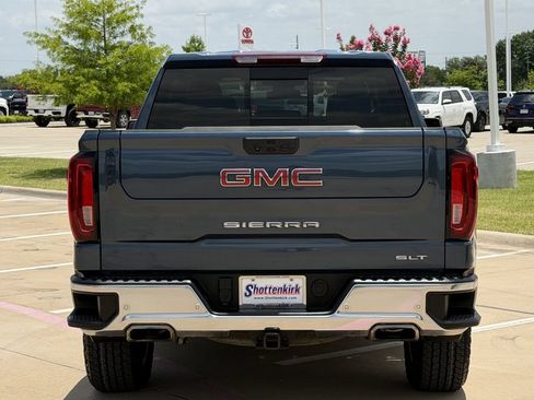 Used 2024 GMC Sierra 1500 SLT AWD/4WD image 5