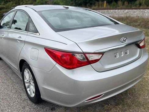 Used 2011 Hyundai Sonata GLS w/ Popular Equipment Pkg 2 FWD image 5