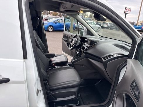 Used 2022 Ford Transit Connect XL image 13
