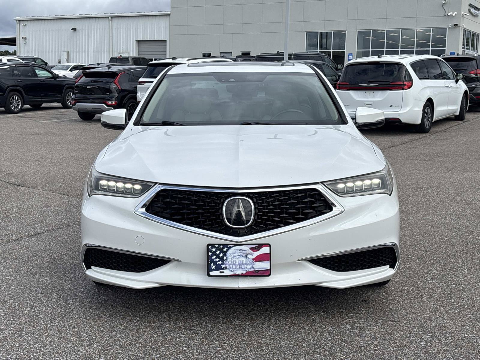 Used 2019 Acura TLX w/ Technology Package AWD/4WD image 2