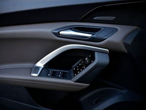 New 2025 Audi Q5 2.0T Premium Plus image 14