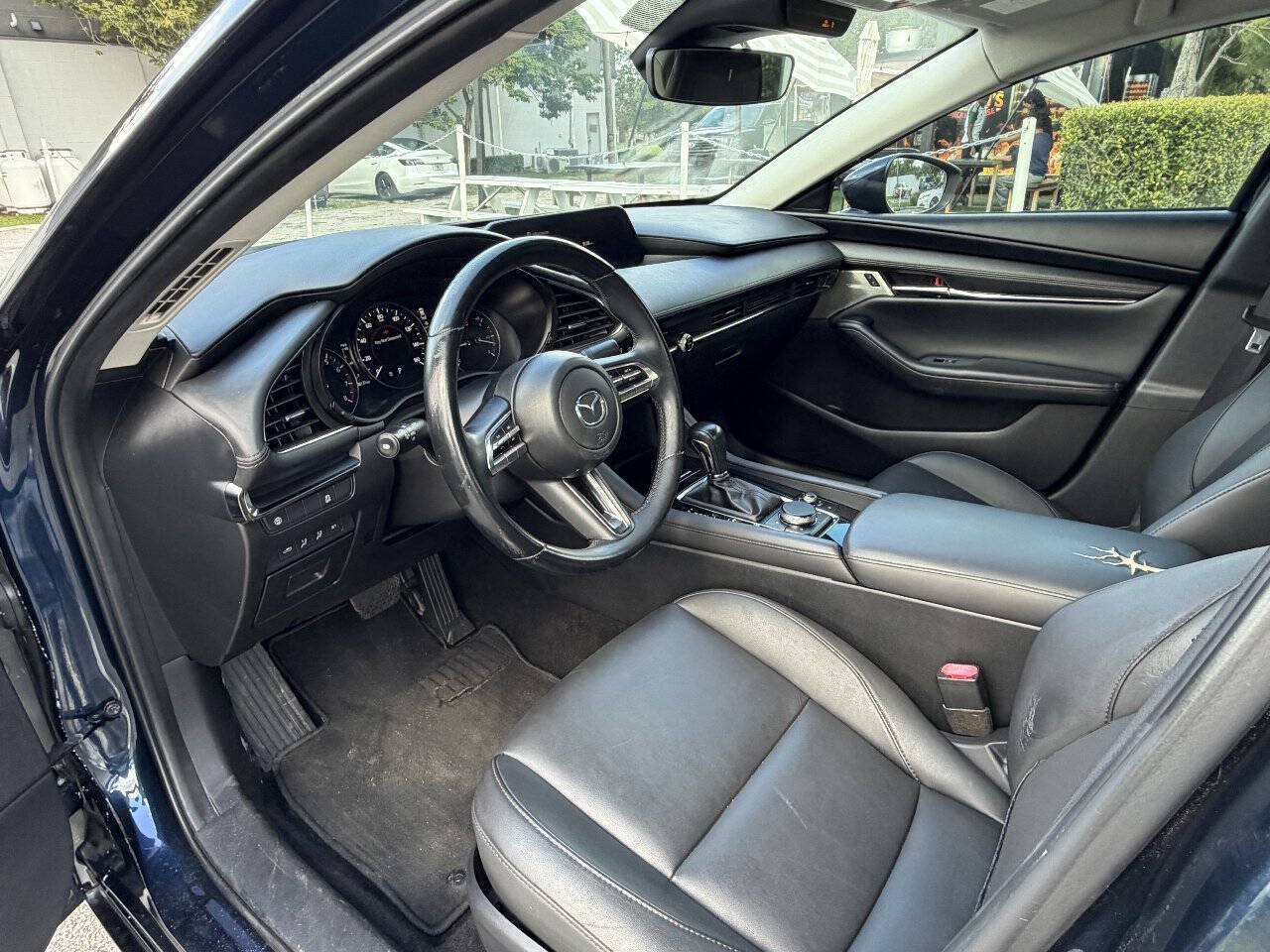 Used 2019 MAZDA MAZDA3 Sedan w/ Preferred Package FWD image 8