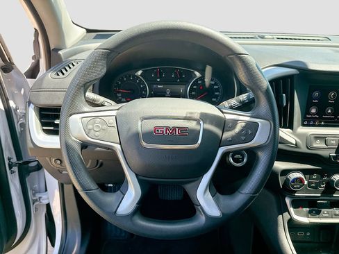 Used 2023 GMC Terrain SLE w/ Driver Convenience Package FWD image 13