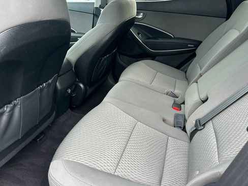 Used 2018 Hyundai Santa Fe Sport image 12