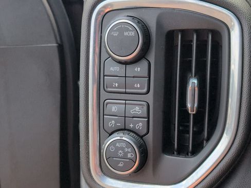 Used 2020 Chevrolet Silverado 1500 RST AWD/4WD image 30