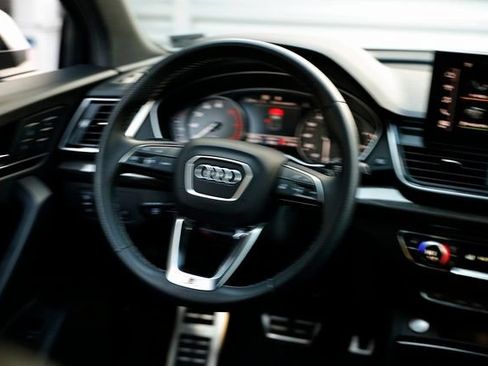 Certified 2024 Audi SQ5 Premium AWD/4WD image 26