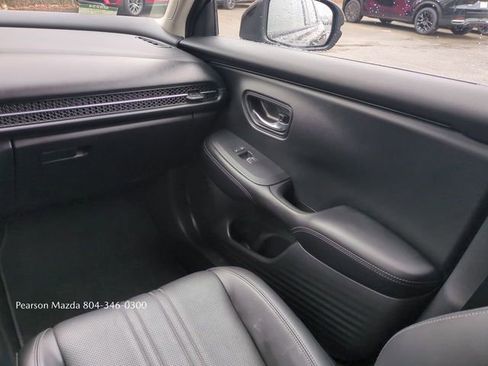 Used 2025 Honda HR-V EX-L image 18