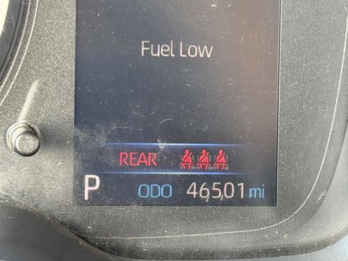Used 2021 Toyota Corolla LE FWD image 17
