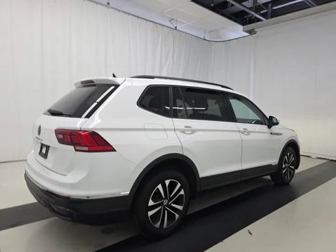 Used 2023 Volkswagen Tiguan S image 3