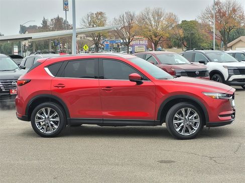 Used 2021 MAZDA CX-5 Signature image 4