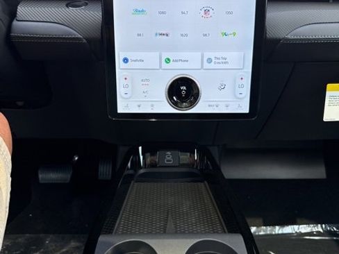 New 2025 Ford Mustang Mach-E Premium image 36