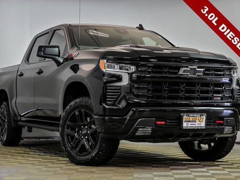 Used 2023 Chevrolet Silverado 1500 LT Trail Boss AWD/4WD image 1