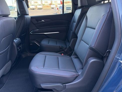 New 2026 Chevrolet Traverse Z71 w/ Enhanced Driving Package AWD/4WD image 40
