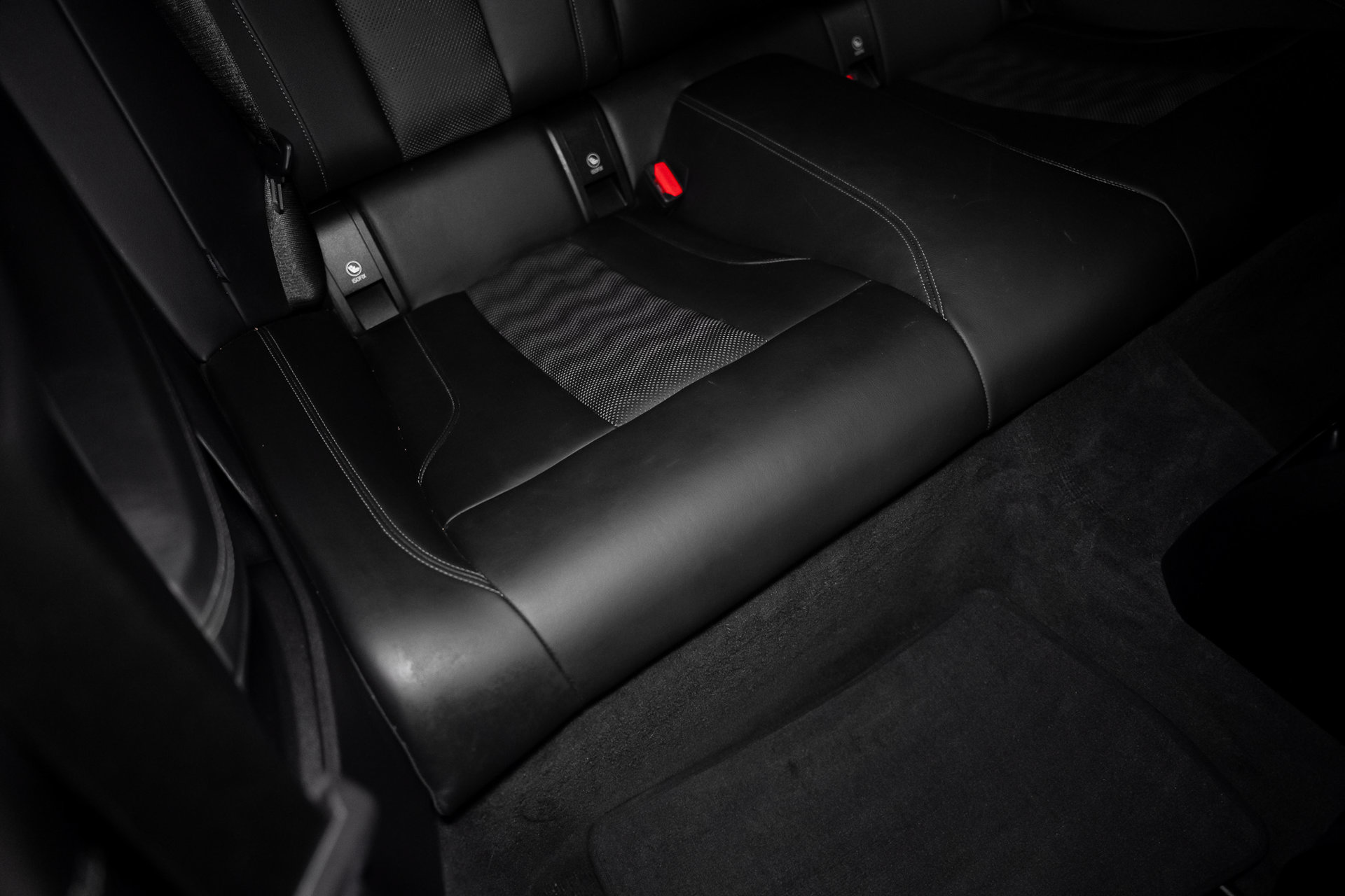 Used 2021 BMW M4 Coupe w/ Executive Package RWD image 70