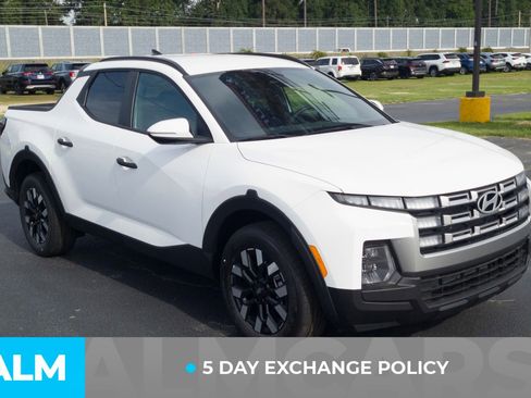 Certified 2025 Hyundai Santa Cruz SEL FWD image 4