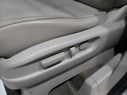 Used 2012 Honda Odyssey Touring image 12