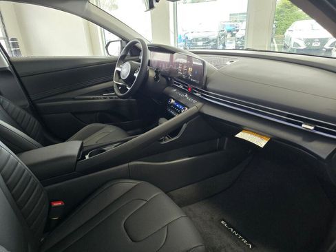 New 2026 Hyundai Elantra Limited FWD image 44