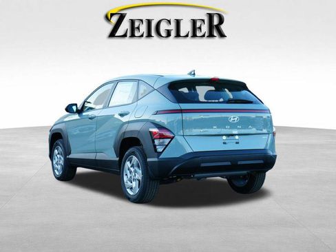 New 2026 Hyundai Kona SE image 5