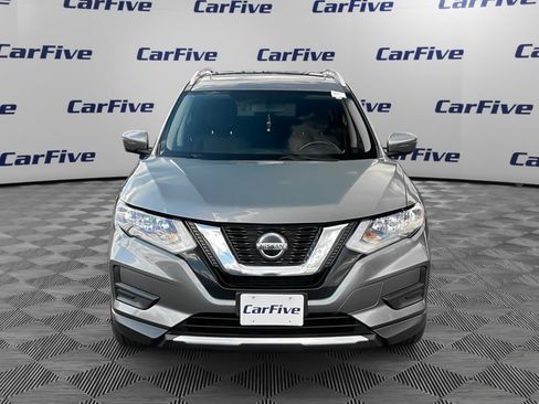 Used 2018 Nissan Rogue SV w/ Sun & Sound Touring Package AWD/4WD image 9