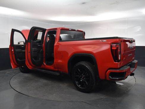 Used 2022 GMC Sierra 1500 Elevation w/ X31 Off-Road Package AWD/4WD image 25