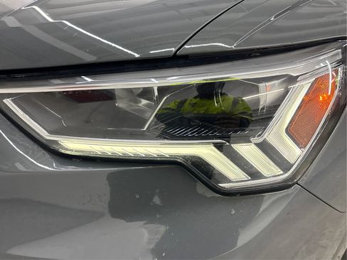 Used 2022 Audi Q3 2.0T Premium Plus AWD/4WD image 32