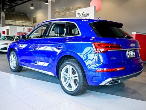 Used 2024 Audi Q5 e Premium Plus AWD/4WD image 7