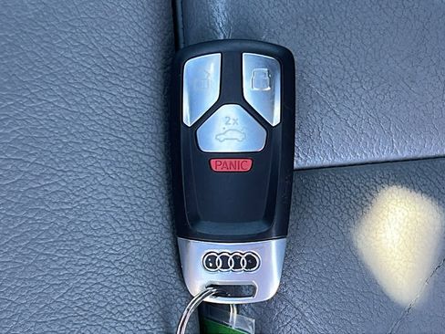 Used 2019 Audi A4 2.0T Premium Plus w/ Premium Plus Package AWD/4WD image 29