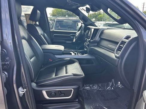 Used 2024 RAM 1500 Laramie RWD image 24