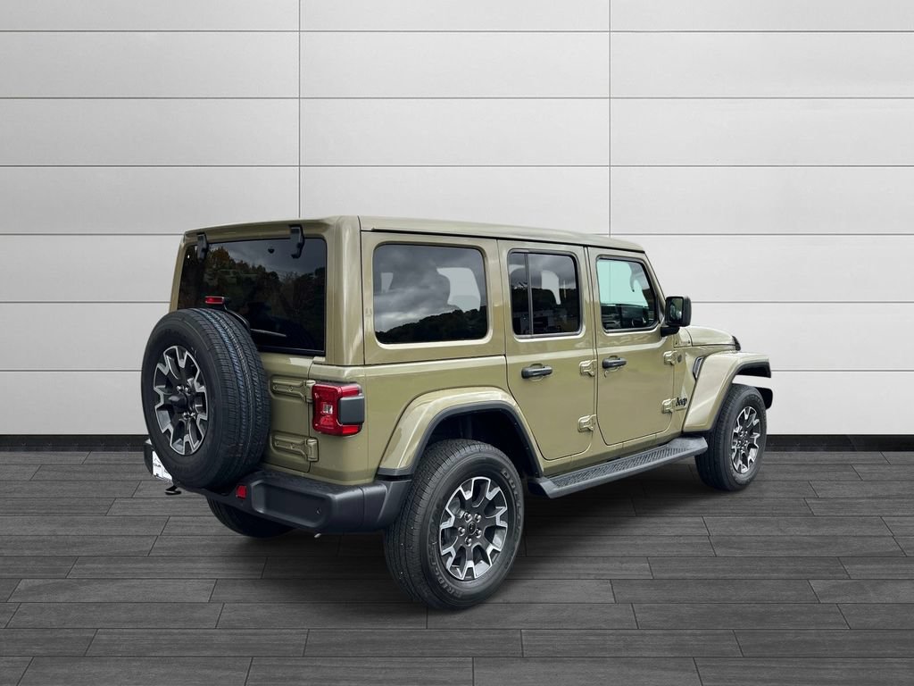 New 2026 Jeep Wrangler Unlimited Sahara AWD/4WD image 3