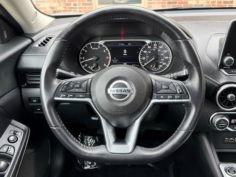 Used 2021 Nissan Sentra SV image 28