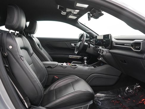 Used 2024 Ford Mustang GT Premium w/ GT Performance Package RWD image 12